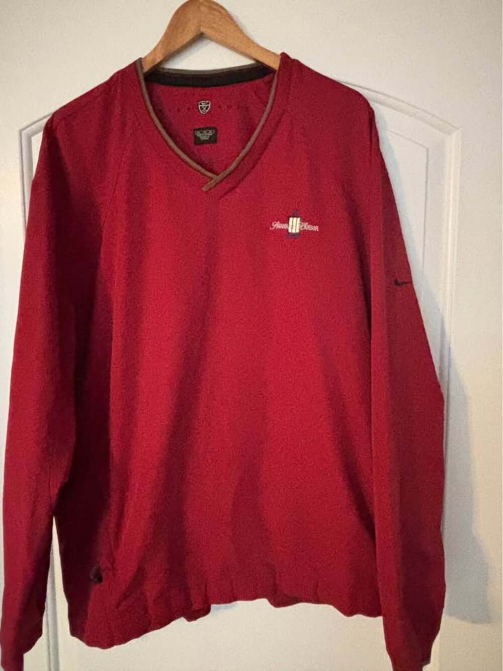 Vintage Nike Golf V-Neck Pullover Windshirt Red Mens XL Savannah Harbor Georgia